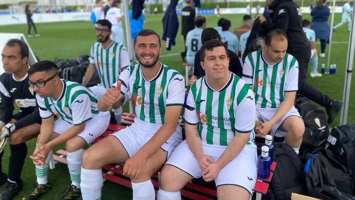 Emoción, inclusión y nuevos hitos para el Córdoba CF Genuine en Granada