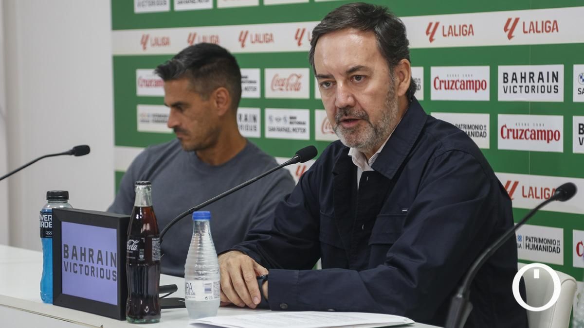 Antonio Fernández Monterrubio en la presentación de Sergi Guardiola y Dalisson