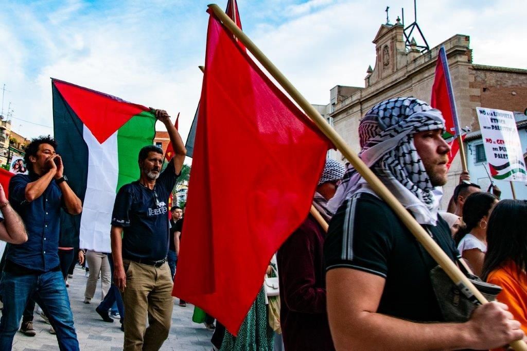Centenares de murcianos se manifiestan en apoyo a Palestina