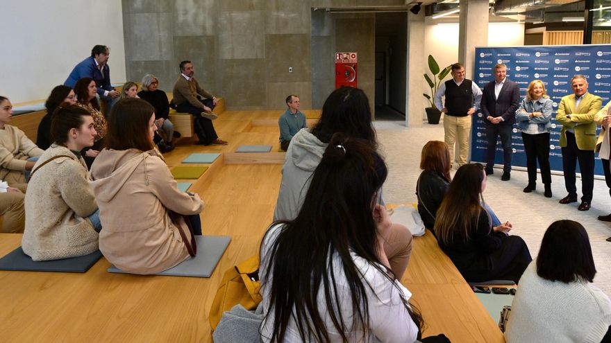 La alcaldesa de Santander, Gema Igual, interviene en la presentación del XII Espacio Coworking