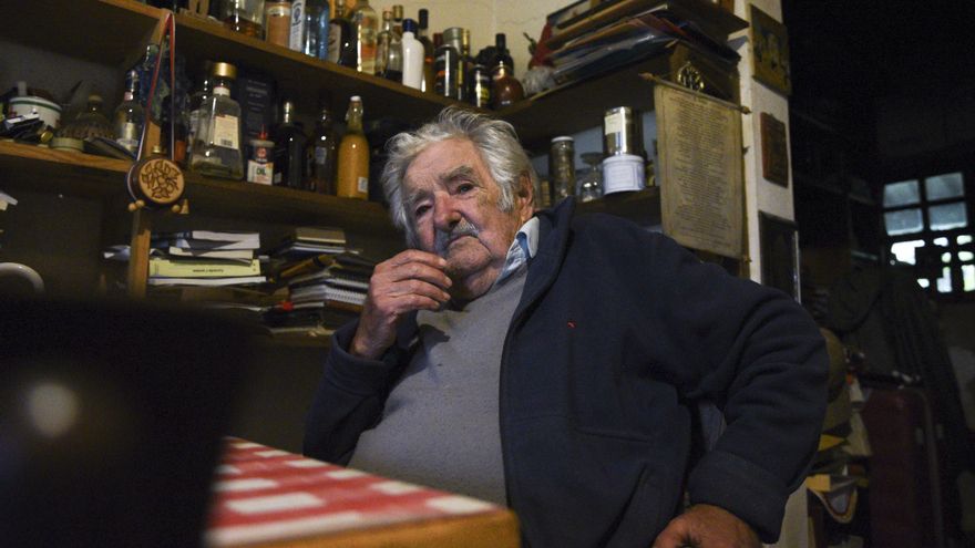 Pepe Mujica anunció que tiene un tumor en el esófago