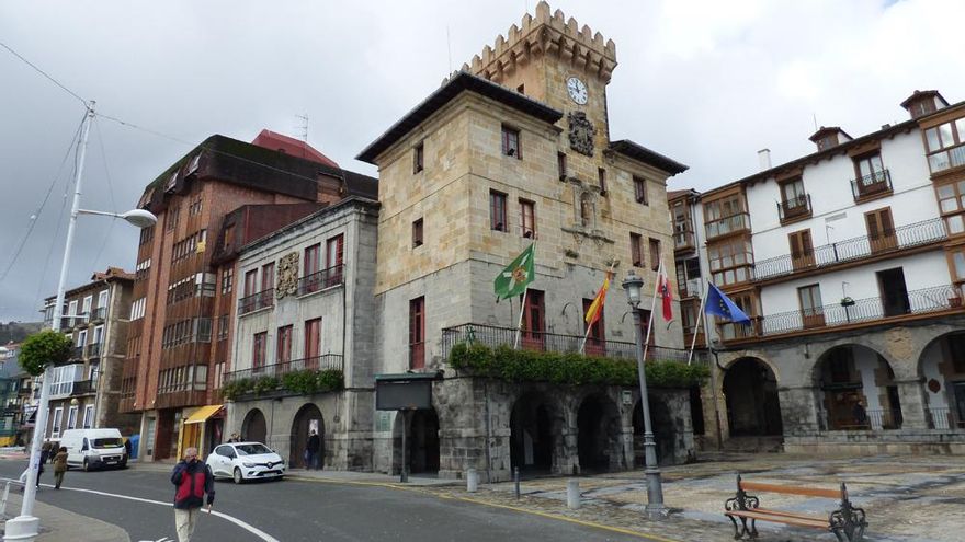 Castro Urdiales aprueba su primer presupuesto de legislatura que asciende a 50 millones "para sacar a la sociedad de la parálisis" provocada por la pandemia