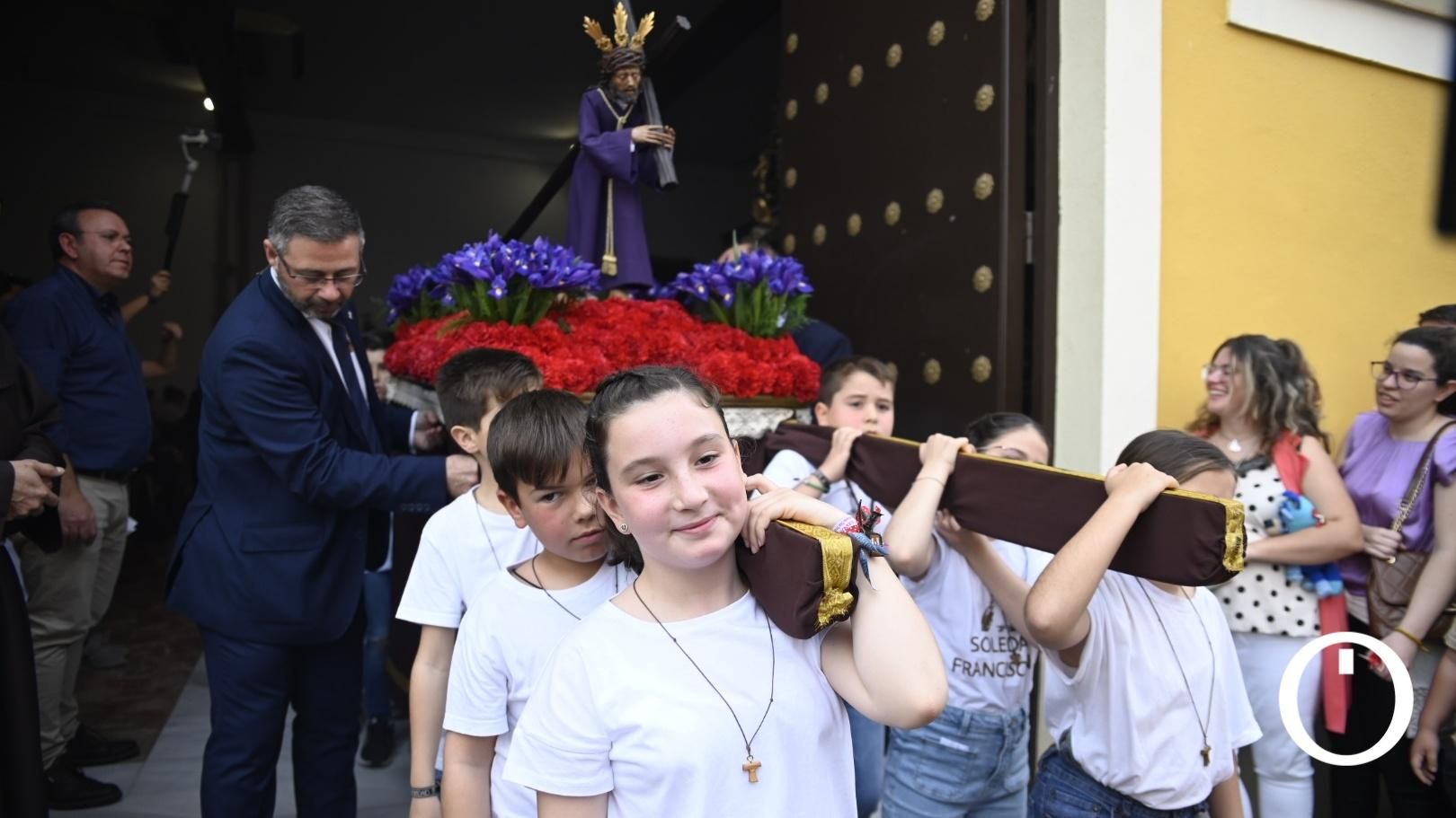 Procesión infantil del colegio Santa María de Guadalupe