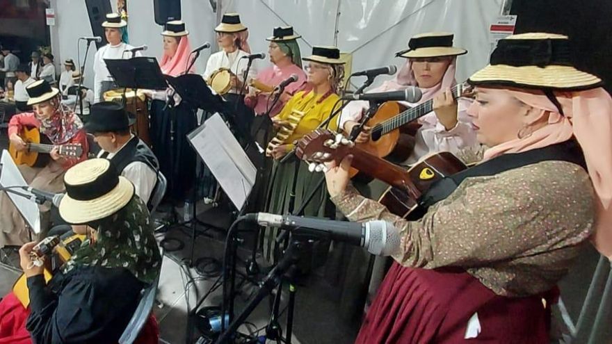 La Asociación Folclórica Orígenes presenta en el Círculo su trabajo ‘Aires Tinerfeños’