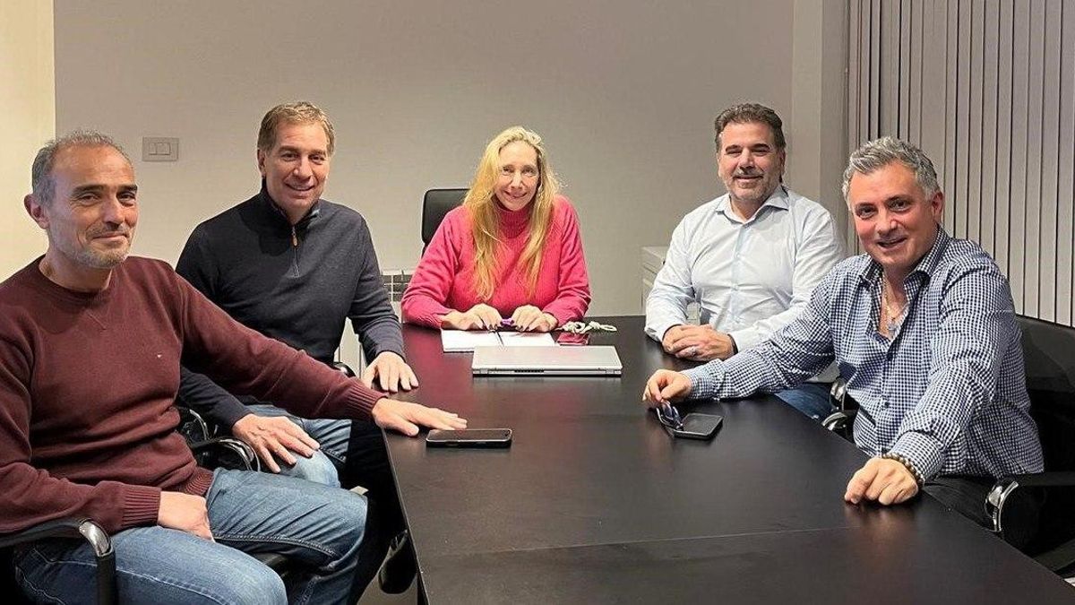 Lule Menem, Diego Santilli, Karina Milei, Cristian Ritondo y Sebastián Pareja.