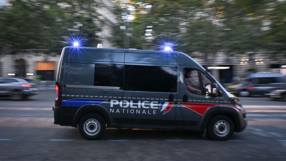 Un hombre detenido tras apuñalar a tres mujeres en París