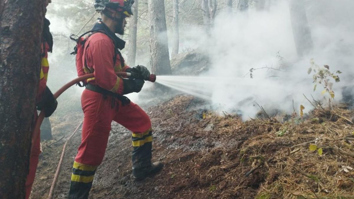El incendio de Peñalba de la Sierra evoluciona de forma favorable: "Toca empezar la desescalada"