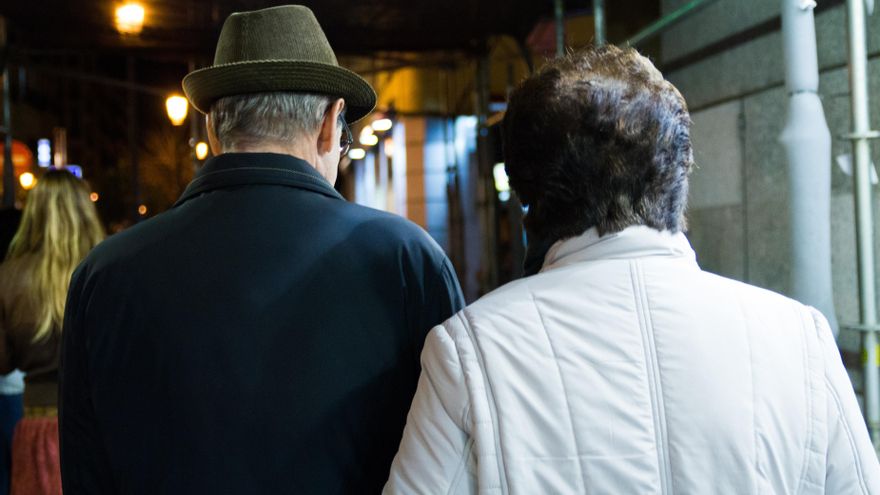 La esperanza de vida de las mujeres vascas es de 86,1 años, la más alta de la UE-27, y la de los hombres de 79,3