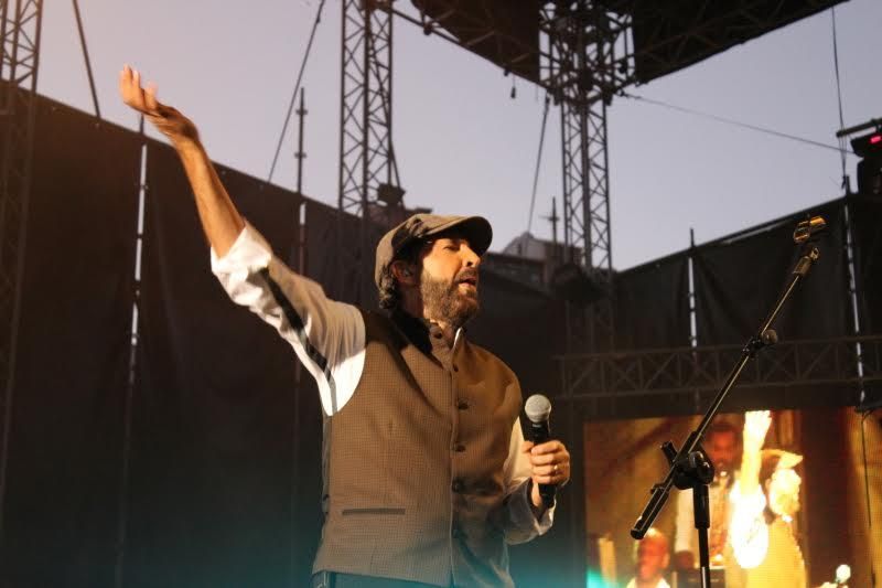 El cantante dominicano hizo bailar en La Palma a unas 9.000 personas.