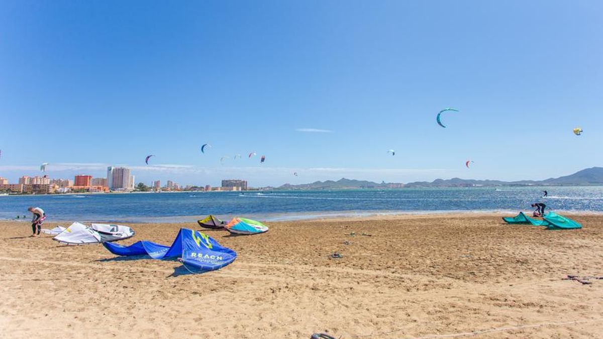 Kitesurf en el Mar Menor