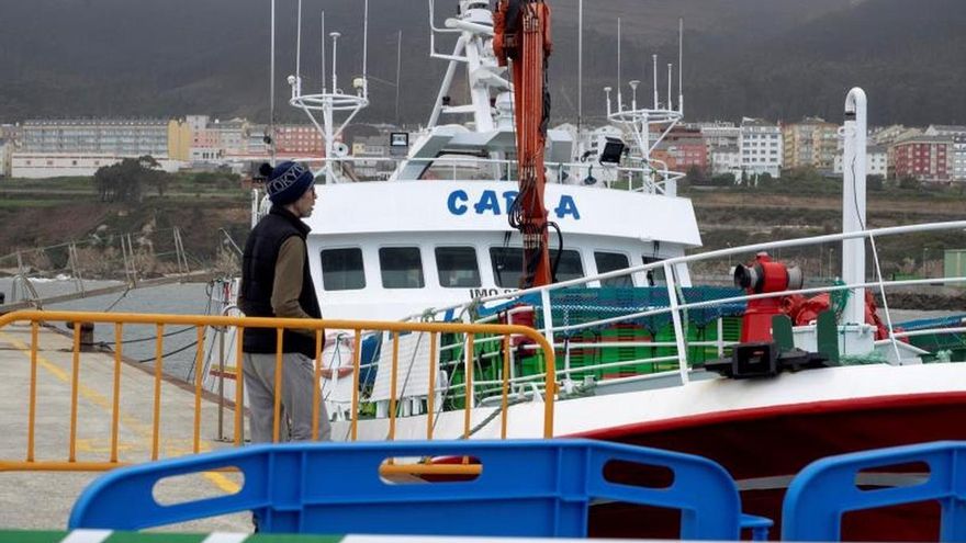 La tripulación del 'Carla', en cuarentena, da negativo en los test rápidos