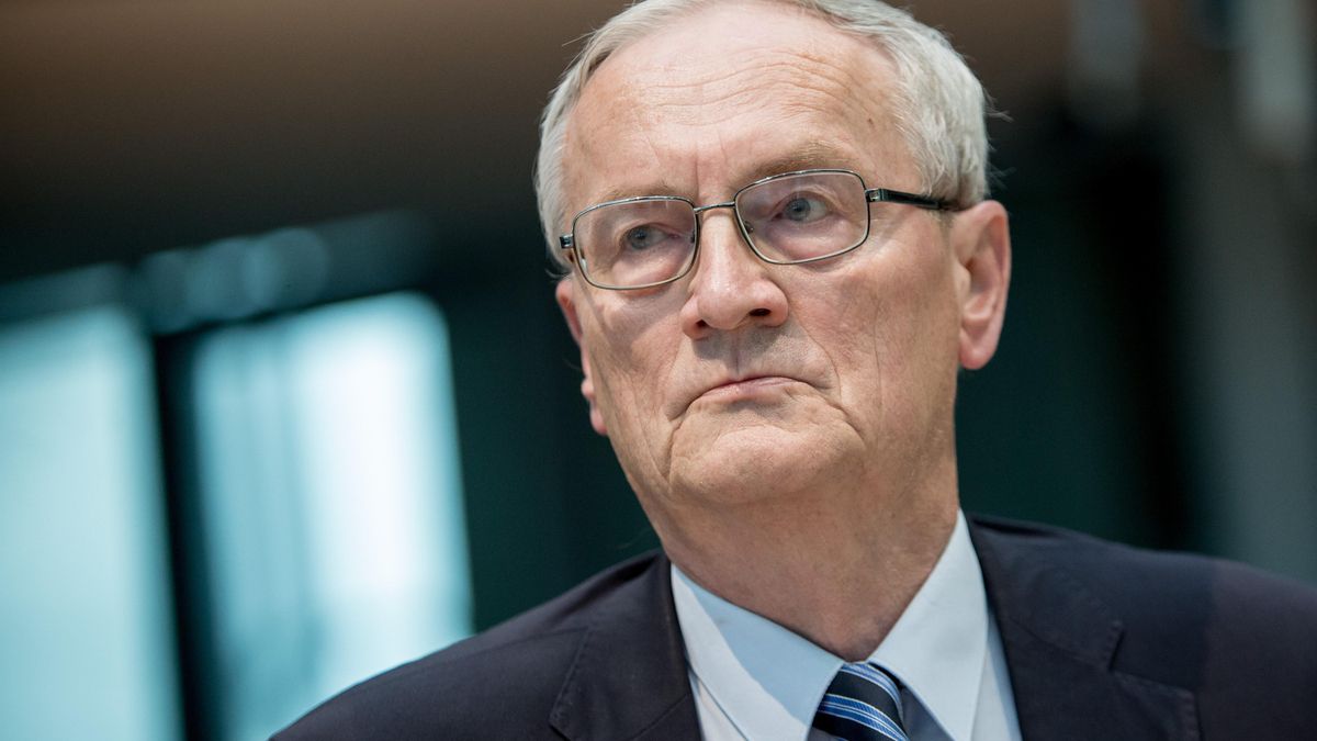 Alemania detiene a un exjefe de sus servicios secretos bajo sospecha de espionaje
