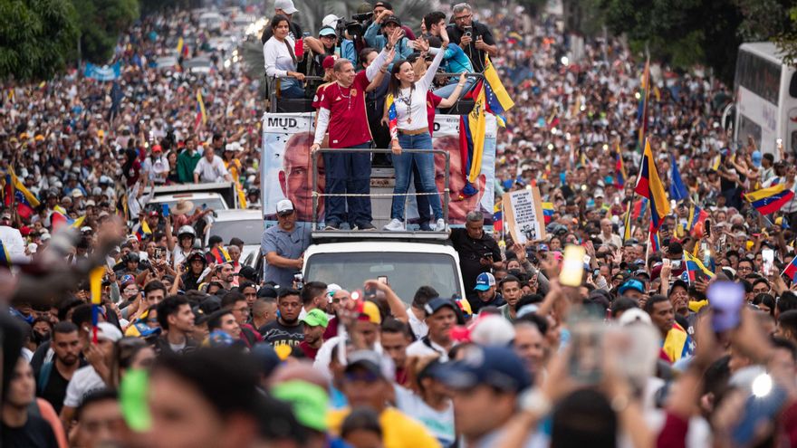 Machado y González Urrutia, liderazgos a prueba tras un año de las presidenciales