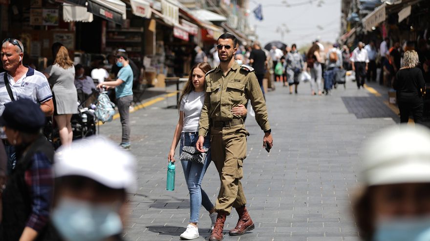 Israel detecta tres casos sospechosos de la nueva variante de covid-19