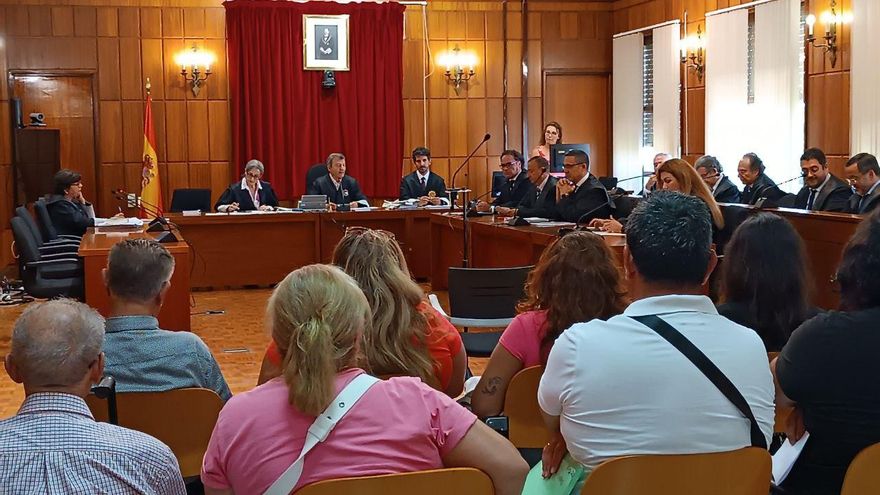 La jueza de la red de explotación sexual de menores de Murcia consulta a las víctimas por la suspensión de las penas de sus agresores