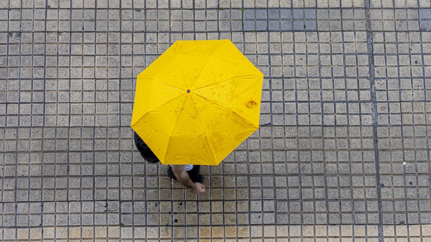 La semana arranca con lluvias y ocho comunidades con aviso amarillo