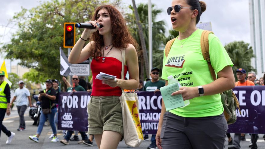 Miles de puertorriqueños protestan contra los recortes, la corrupción y los apagones