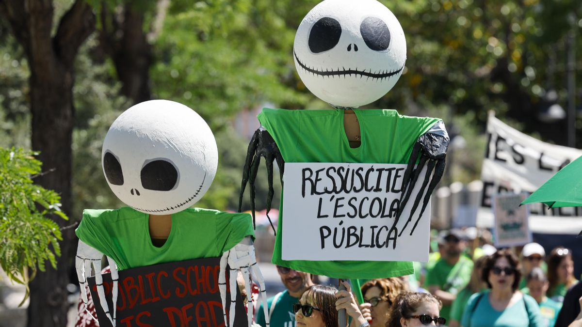 Siete reuniones del Gobierno valenciano con los docentes, cuatro marchas históricas y solo un acuerdo parcial