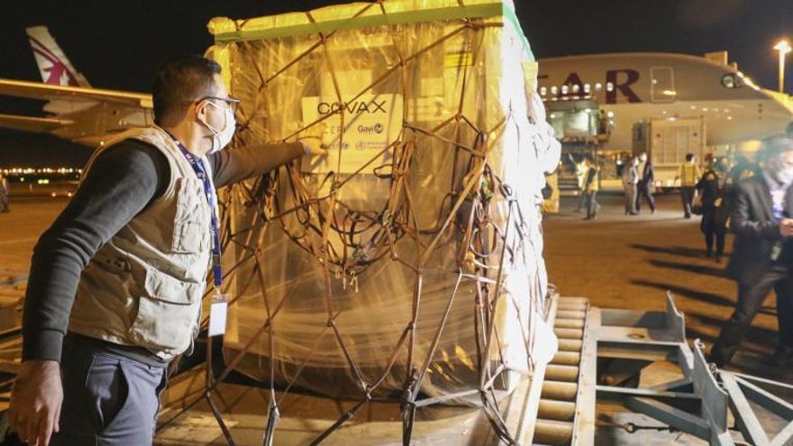 El mecanismo global de reparto equitativo de vacunas sigue sin recibir las dosis previstas