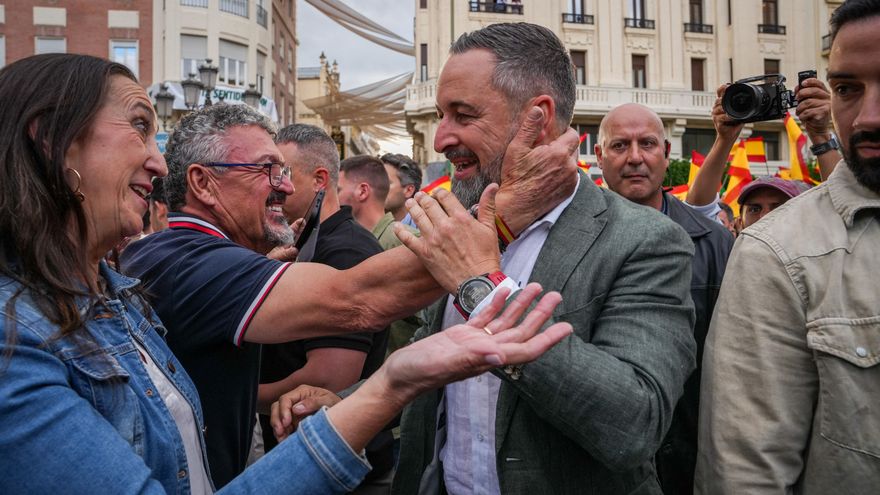 Vox abre la puerta a un posible pacto con el PP: "No nos apetece gobernar con Moreno, pero para eso estamos aquí"