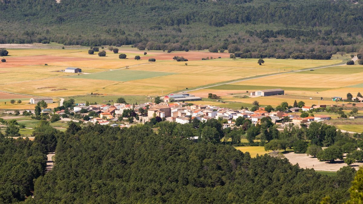 Vista aérea del municipio conquense de Alcantud