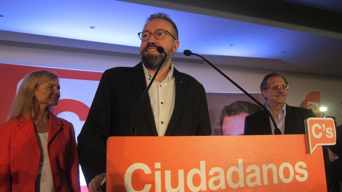 Girauta (C's) asegura que el PSOE debe elegir entre Podemos y el proyecto de "centralidad" de Ciudadanos