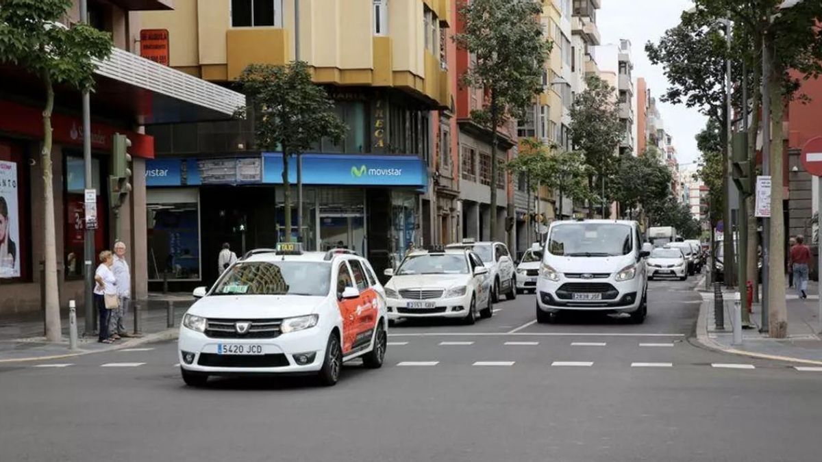 Calle León y Castillo de Las Palmas de Gran Canaria. (ALEJANDRO RAMOS)