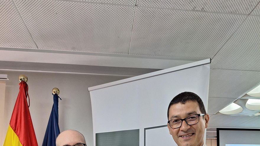 El politólogo Luis Ramiro subraya que los ciudadanos “siguen confiando en la democracia” pese a “los malos síntomas”