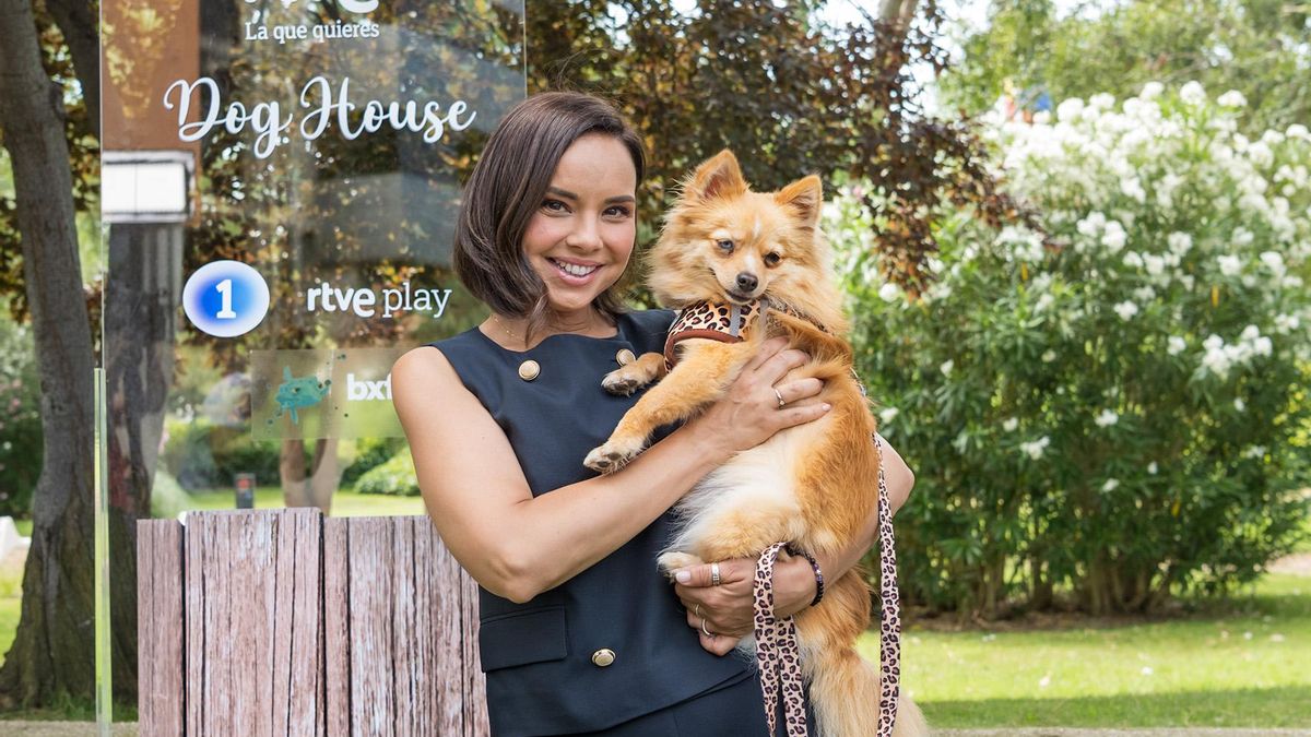 Chenoa en la presentación de 'Dog House'