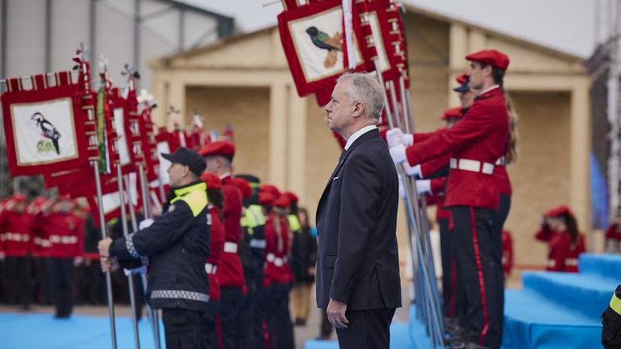 La comisión de control insiste en que la Ertzaintza grabe sus operativos, pero la compra de cámaras se retrasa a 2024