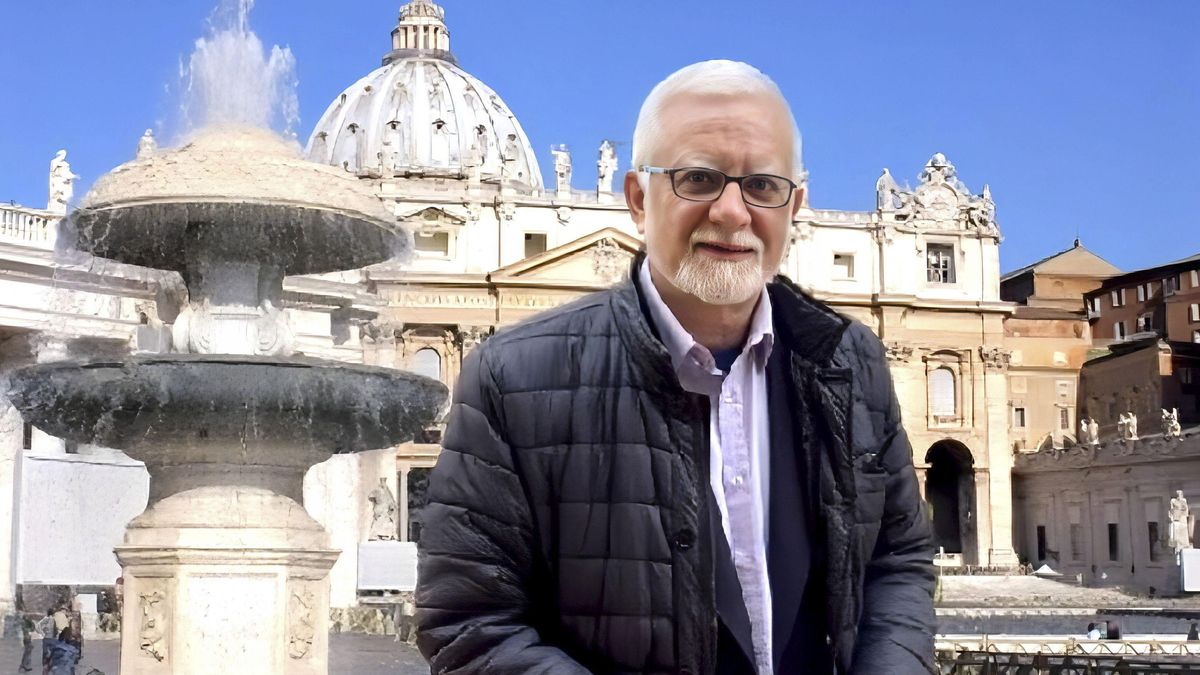 El periodista y experto en el Vaticano Vicens Lozano sostiene en su nuevo libro 'León XIV. Sombras bajo la cúpula' que la elección del papa León XIV no fue el resultado de un "consenso muy rápido", sino de una "operación secreta" con alianzas, presiones y una dura pugna entre reformistas y conservadores dentro de la Iglesia, que venció la "guerra subterránea" del cónclave celebrado hace casi un año. EFE/Roca Editorial -SÓLO USO EDITORIAL/SOLO USO PERMITIDO PARA ILUSTRAR LA NOTICIA QUE APARECE EN EL PIE DE FOTO (CRÉDITO OBLIGATORIO)-