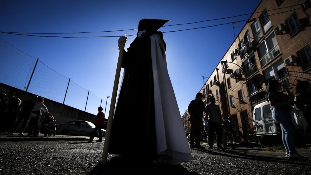 La procesión de la Hermandad de la Piedad, en imágenes
