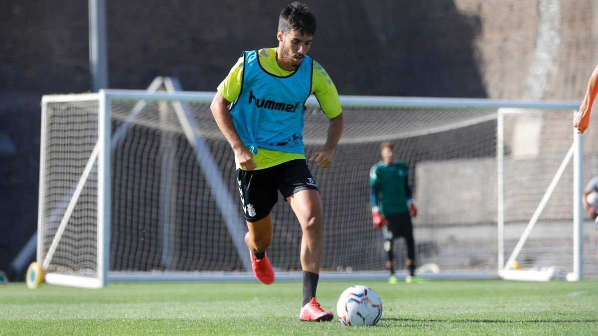 Fabio, en un entrenamiento con el conjunto amarillo