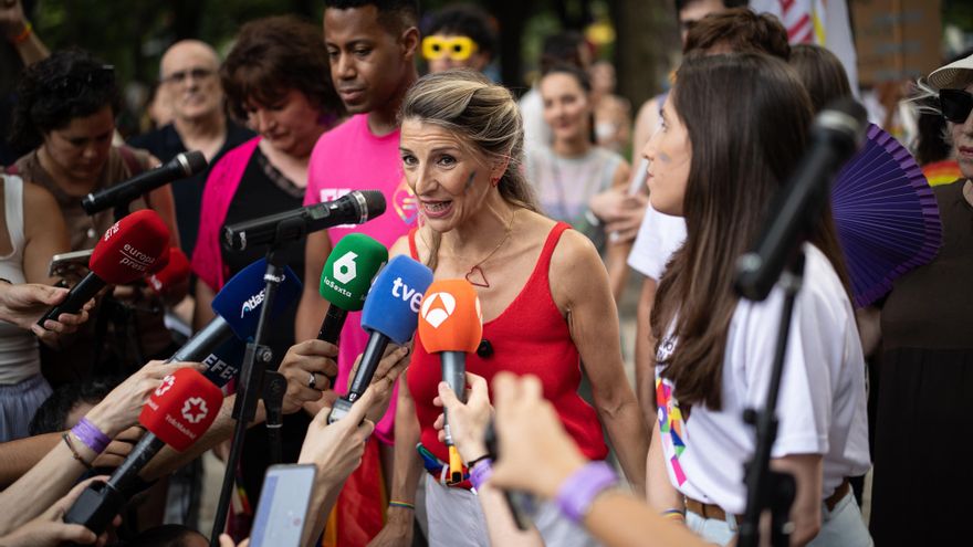 La vicepresidenta segunda del gobierno y ministra de Trabajo, Yolanda Díaz, durante la manifestación estatal del Orgullo LGTBI+ 2025, a 5 de julio de 2025, en Madrid (España).