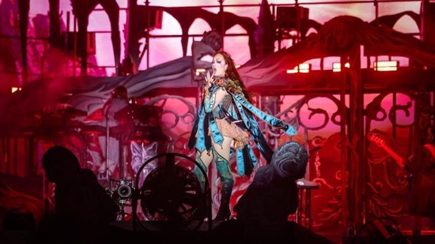 Chappell Roan pone el broche 'queer' a una noche final del Primavera Sound en la que Amaia brilló como artista total