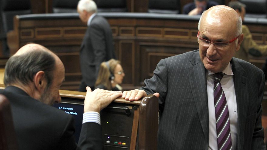 Duran exige la dimisión de Wert y advierte: "¡por aquí no pasarán¡"