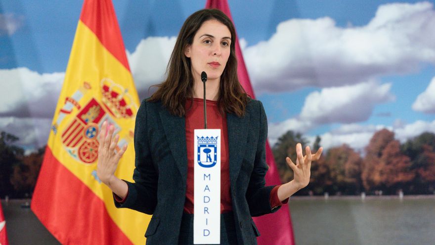 Archivo - La portavoz de Más Madrid en el Ayuntamiento, Rita Maestre, durante una rueda de prensa posterior a una sesión extraordinaria del Pleno municipal en el Ayuntamiento de Madrid, a 17 de noviembre de 2023, en Madrid (España).