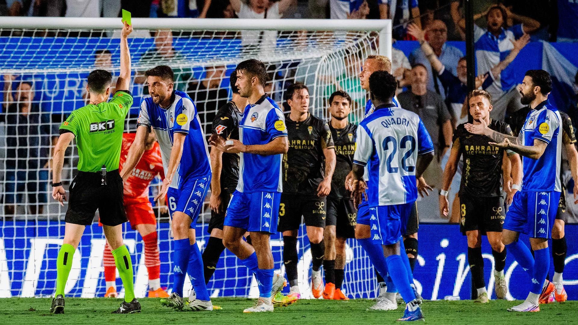 Las imágenes de la derrota del Córdoba CF ante el CE Sabadell