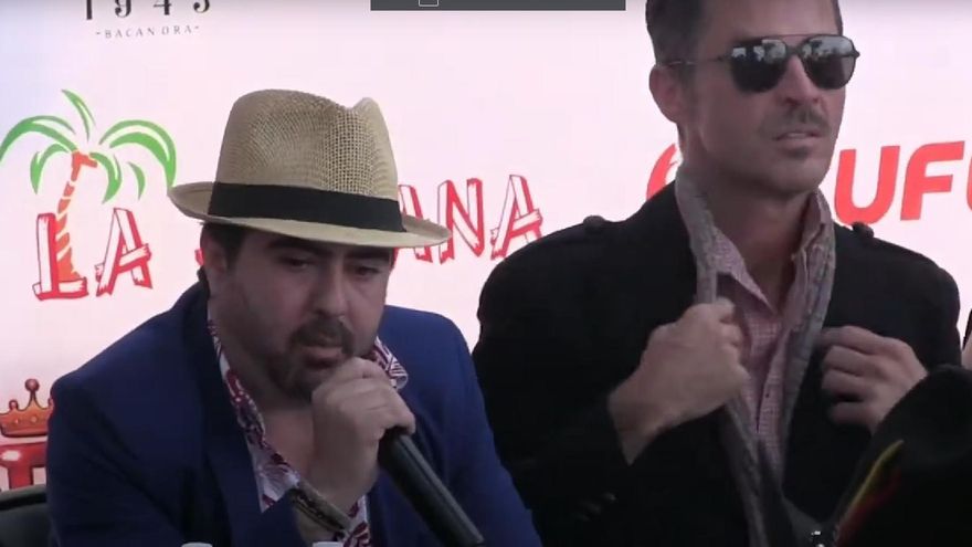 El director del Festival de Cine Fantástico promocionó en México una serie de Netflix que nunca se emitió