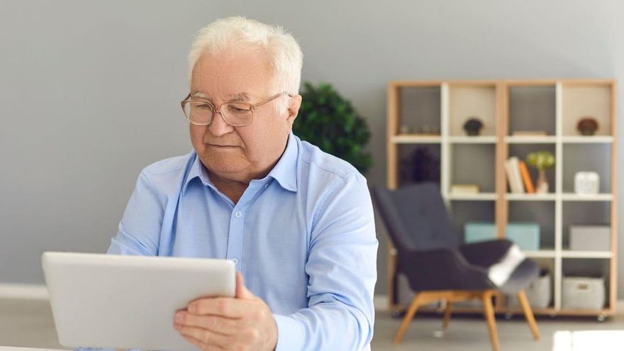 ¿Cuál es la cuantía mínima de la pensión por jubilación con 65 años o más?