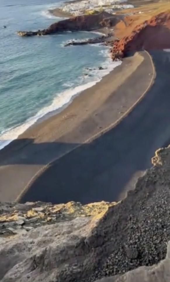 Imagen tomada por las jóvenes que subieron la montaña del Golfo, justo en el borde de la misma