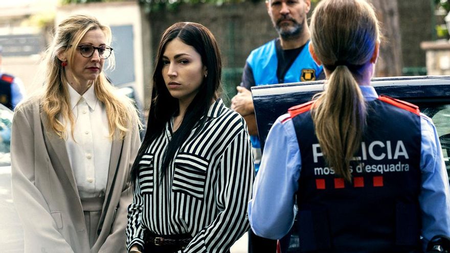 Netflix lanza el tráiler de 'El cuerpo en llamas', su serie sobre el crimen de la Guardia Urbana