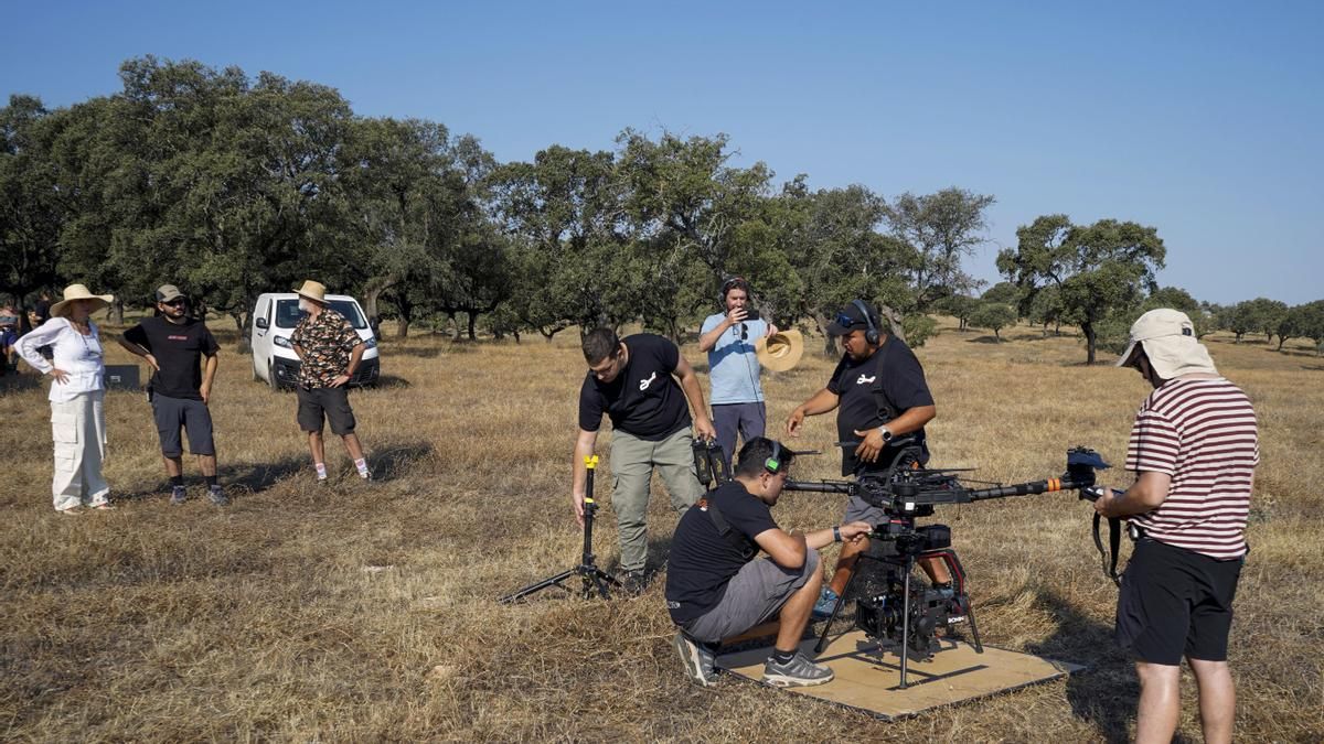 Los paisajes de Cáceres saltan a la cartelera nacional con el estreno de la película 'Día de caza'