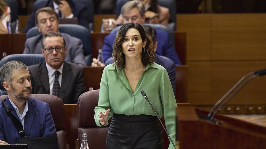 Ayuso rechaza hacer el registro de médicos objetores que establece la ley: “Váyanse a otro lado a abortar”