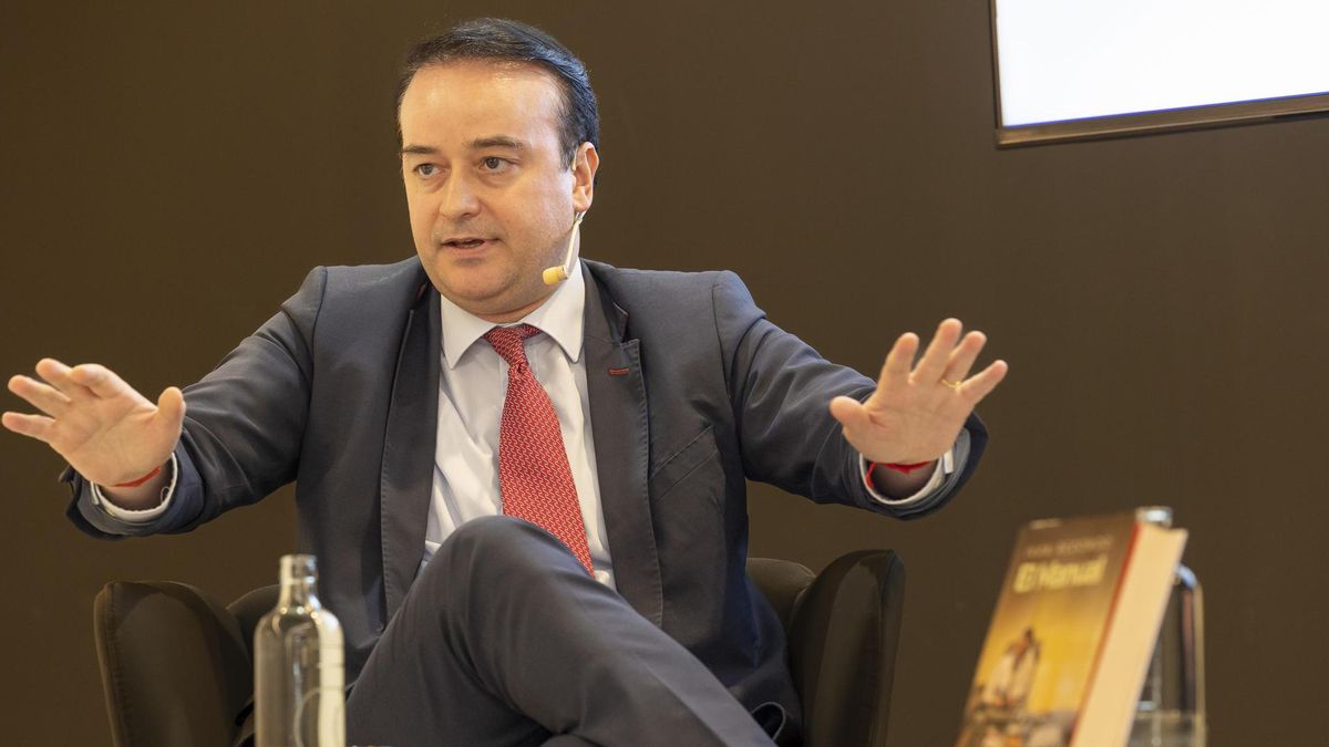 Iván Redondo vaticina "potencialidad" a la alianza CC-Primero Canarias, aunque a veces "dos más dos puede ser uno y medio"