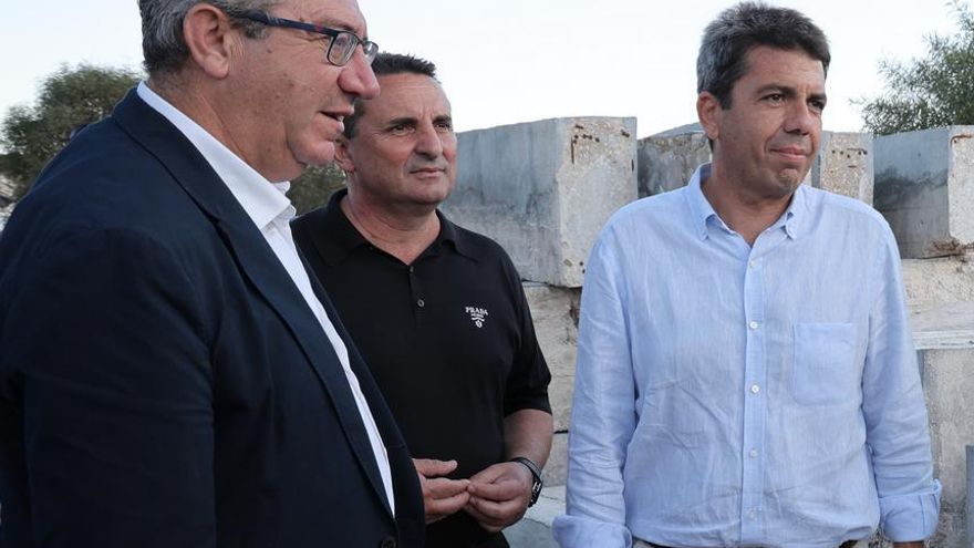 Mazón adjudica de urgencia y a dedo 400.000 euros a la firma de un exciclista para el patrocinio de una carrera