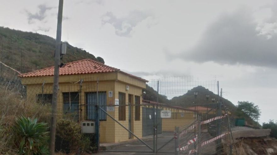 Entrada al albergue comarcal de Valle Colino, en La Laguna