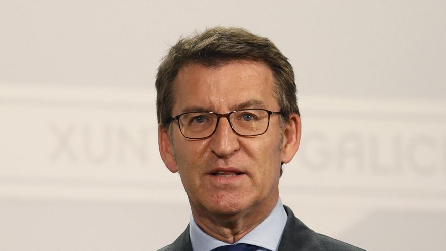 El presidente de la Xunta, Alberto Núñez Feijóo durante la rueda de prensa que ofreció tras la reunión del consello, este jueves en Santiago de Compostela. EFE/Lavandeira jr