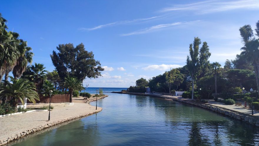 La desembocadura del río de Santa Eulària (Eivissa).