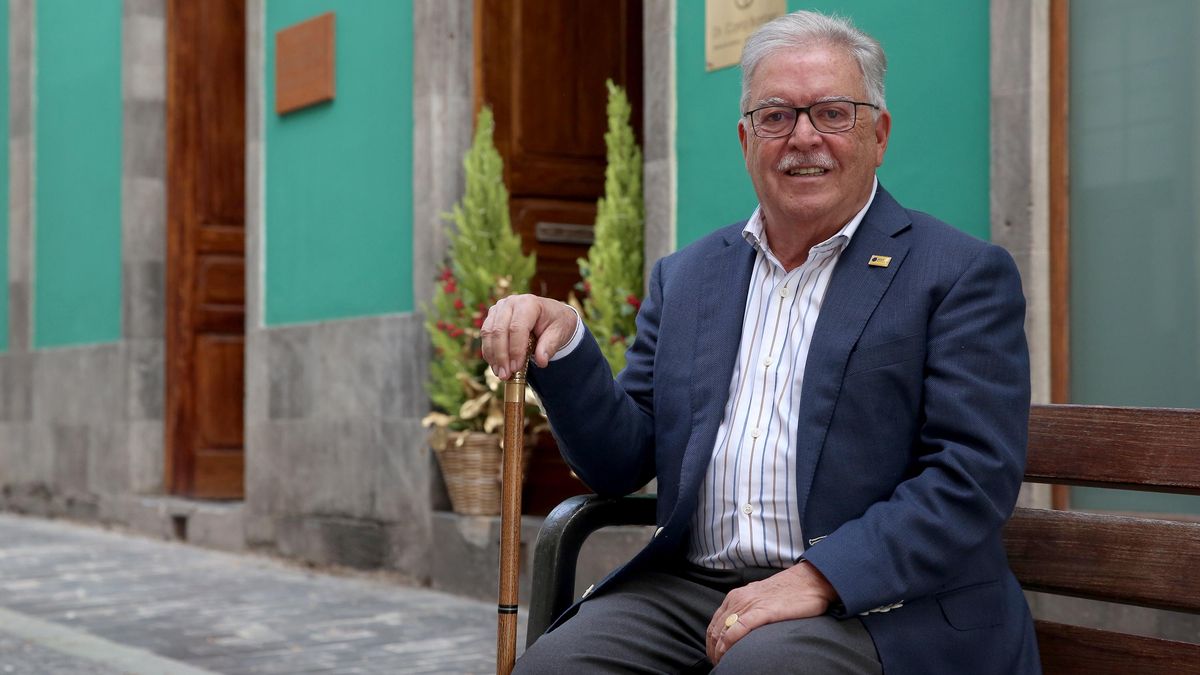 Bravo de Laguna, alcalde de Santa Brígida, durante la entrevista.